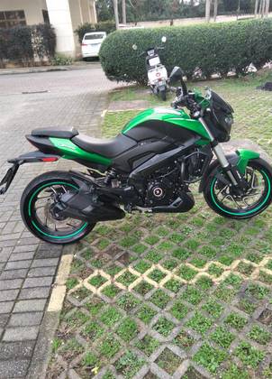 BAJAJ DOMINAR 400 BAJAJ DOMINAR 400